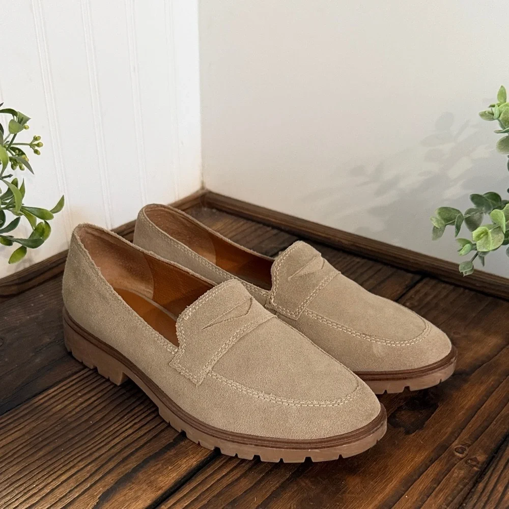 New Lucky Brand Tan Sueded Leather Loafers